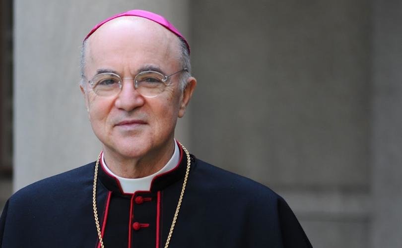 Carlo-Maria-Vigano_3_810_500_75_s_c1-810x500